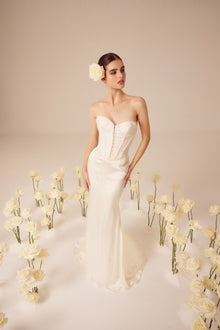 FW24 Bridal Look 10