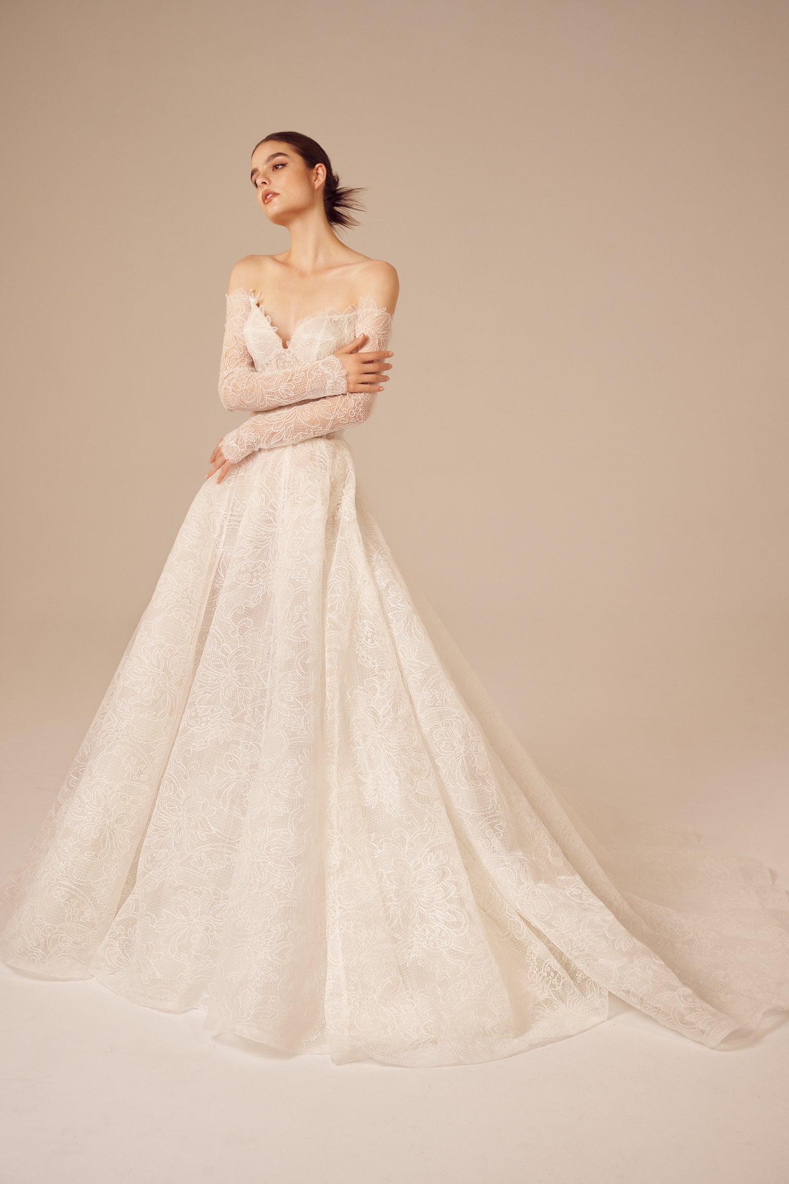 FW24 Bridal Look 2