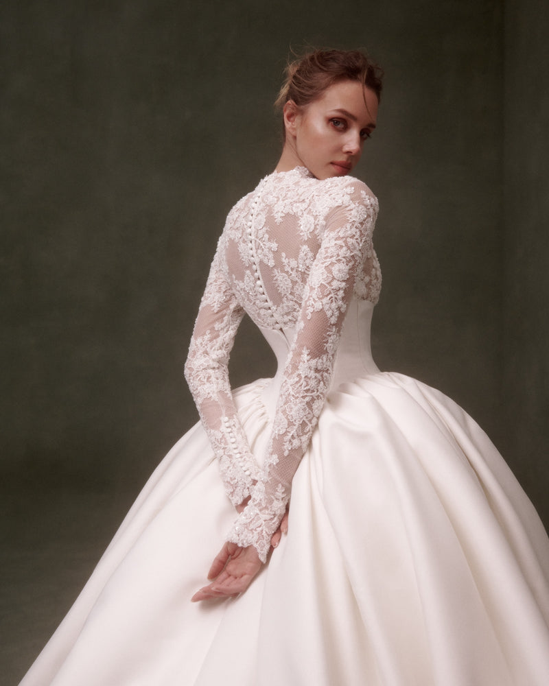 FW25 Bridal Look 11