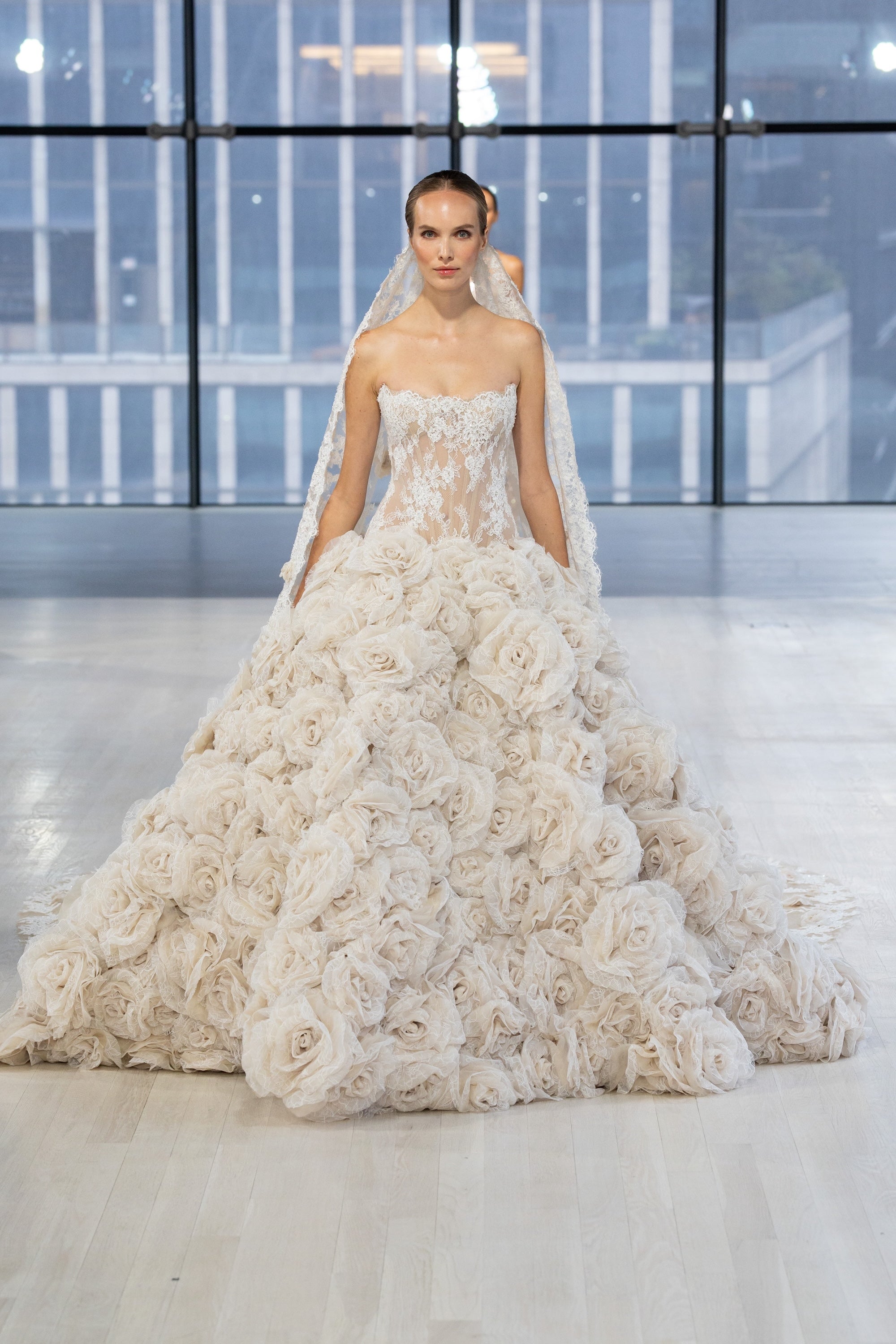 FW26 Bridal Look 23