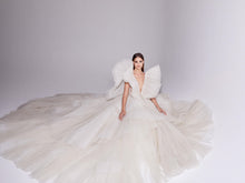 FW20 Bridal Look 8