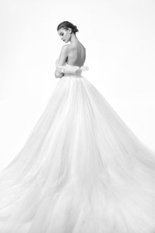 FW23 Bridal Look 15