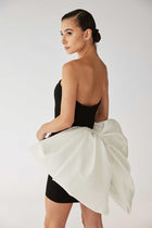 SS22 Evening Look 23