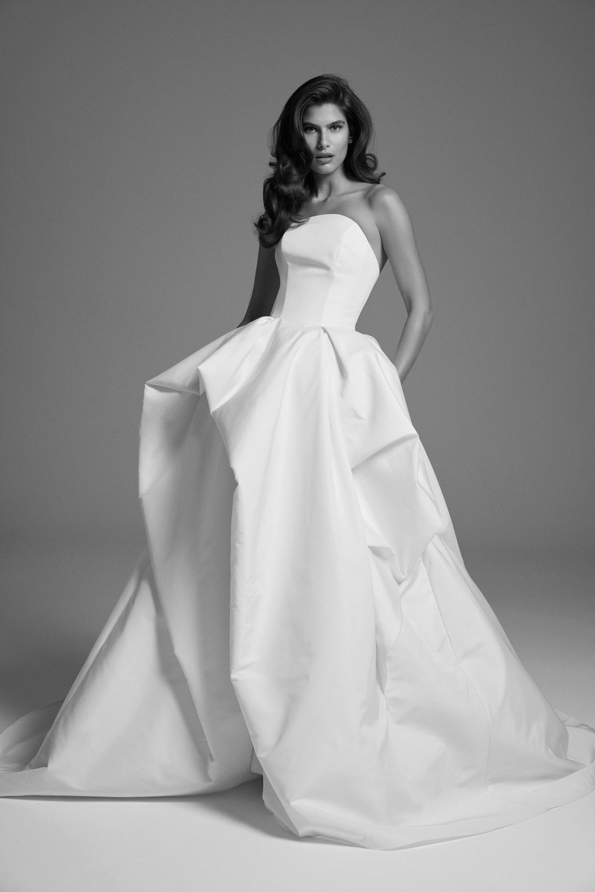 FW27 Bridal Look 1