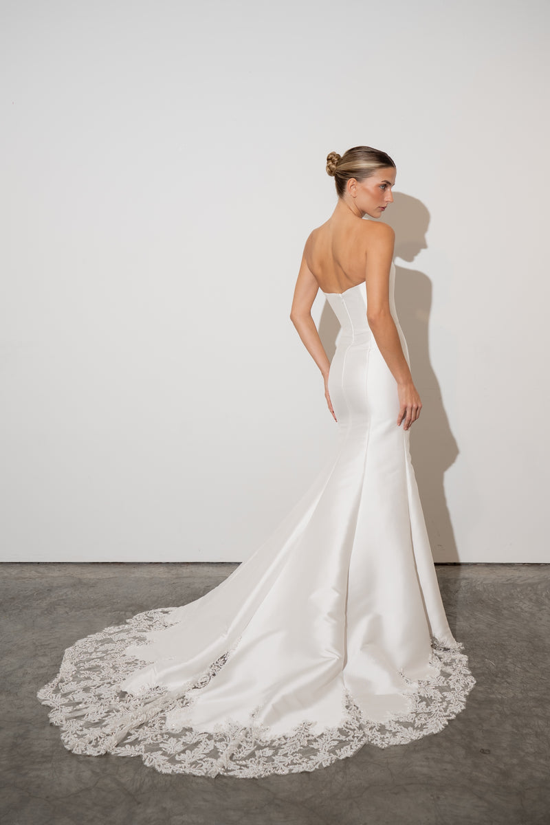 FW27 Bridal Look 4