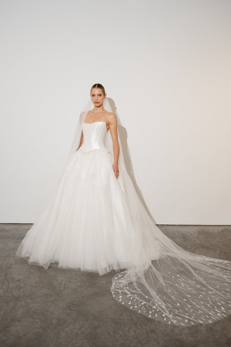 FW27 Bridal Look 17