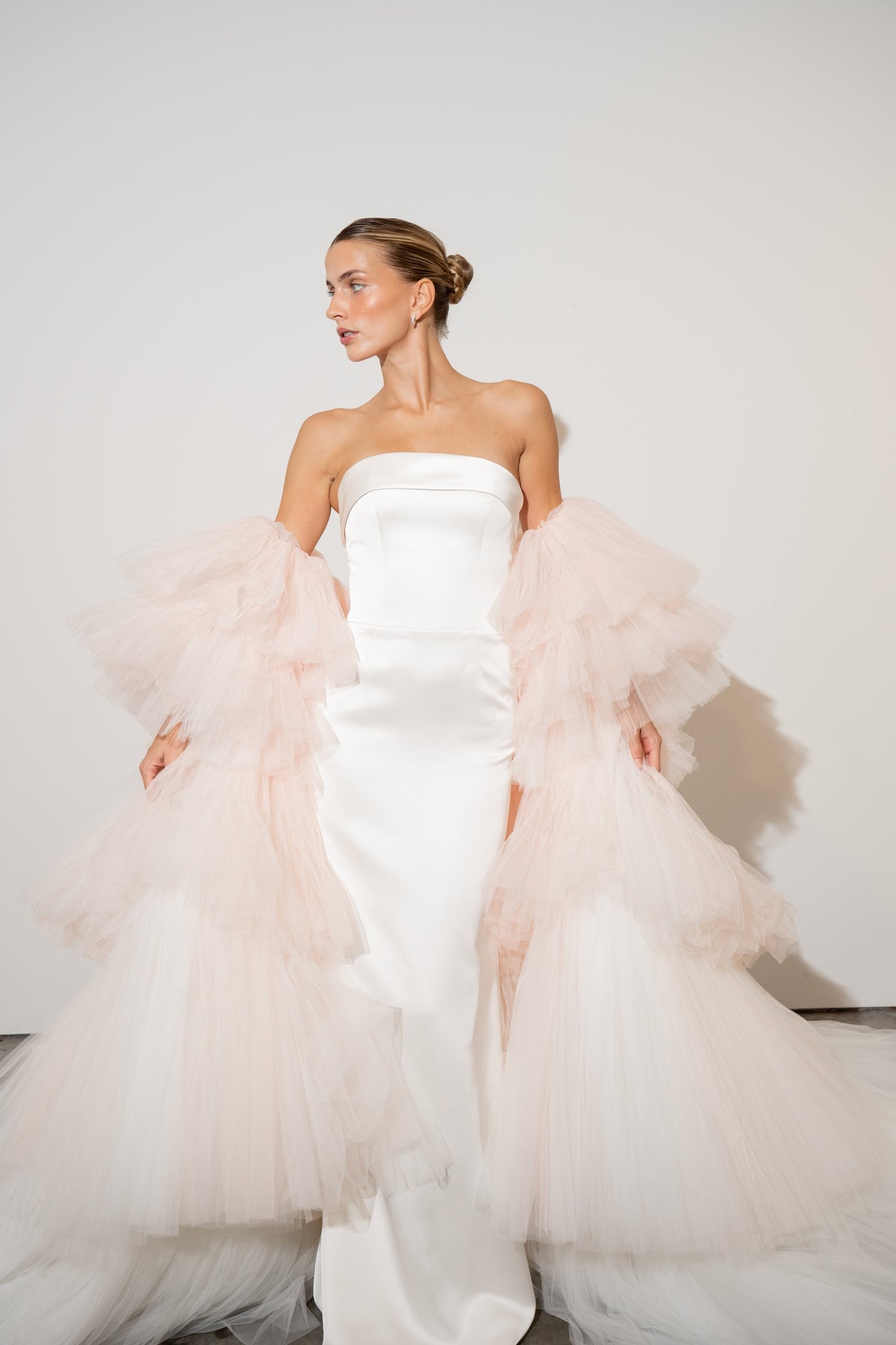 FW27 Bridal Look 20